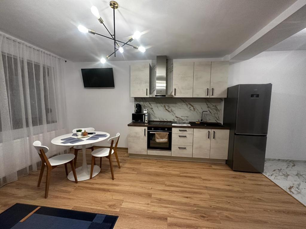 Emanuela Apartments Pécska Kültér fotó