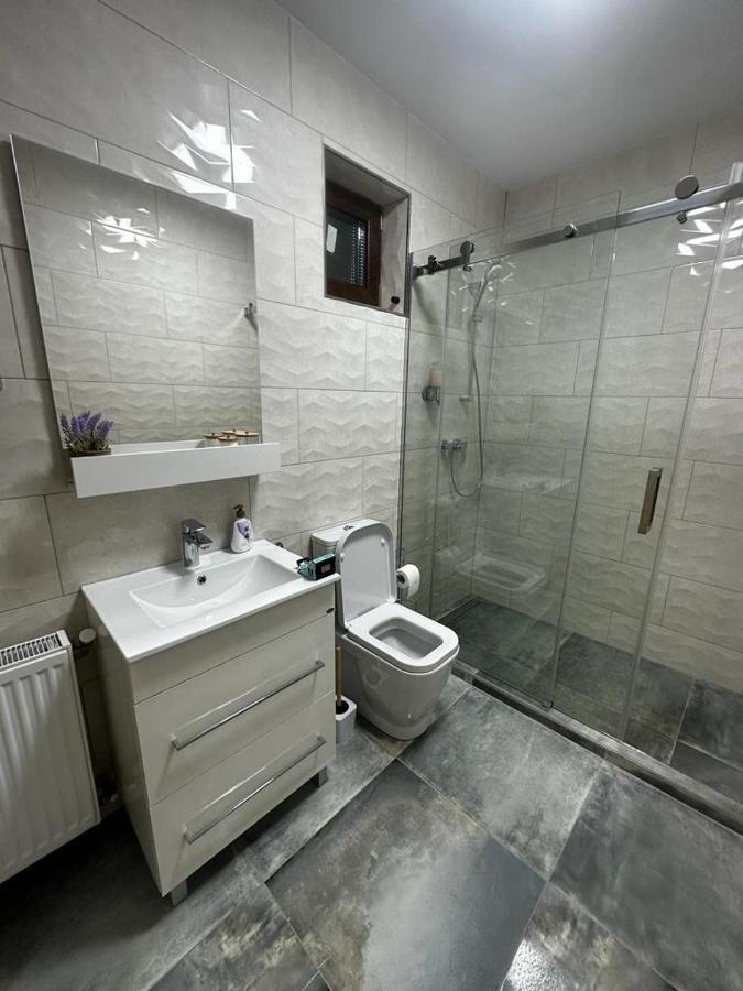Emanuela Apartments Pécska Kültér fotó