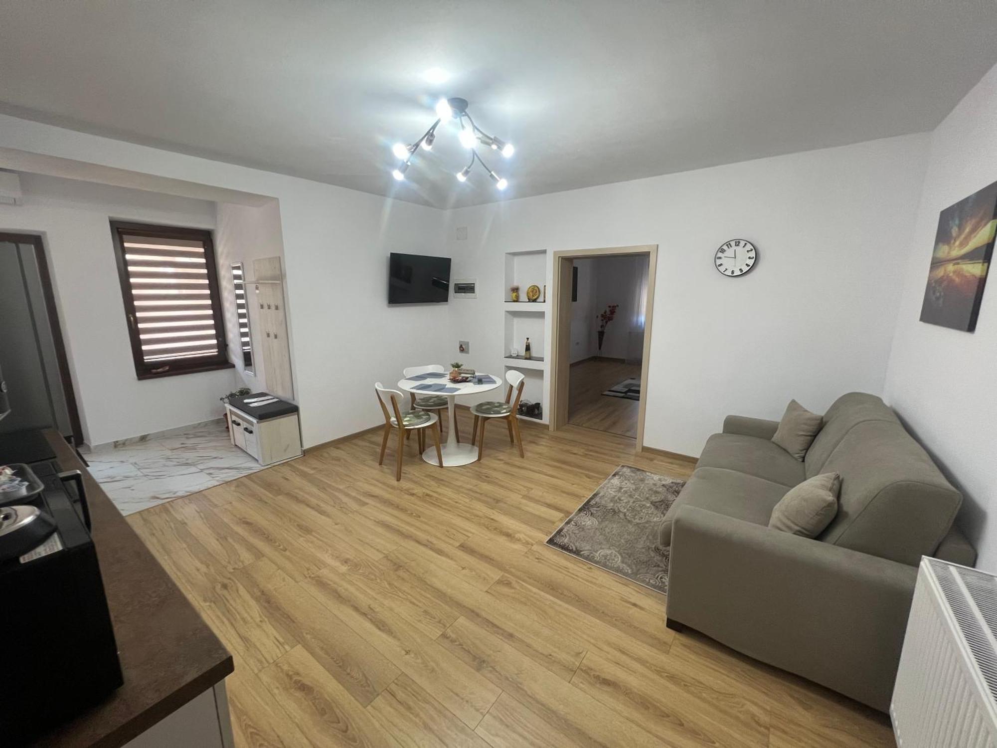 Emanuela Apartments Pécska Kültér fotó